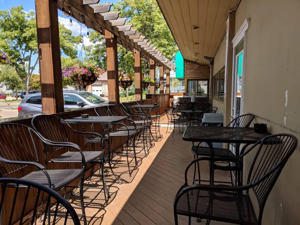 J R Macs Bar & Grill | restaurant | 1420 7th St W, St Paul, MN 55102, USA | 6512248482 OR +1 651-224-8482