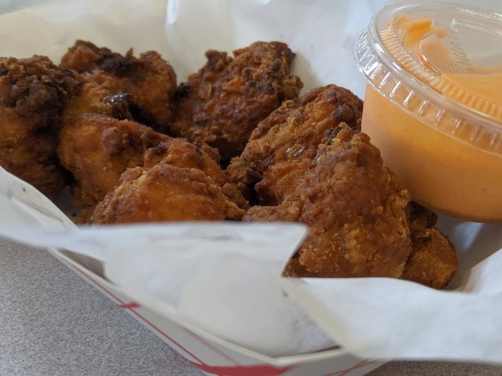 Trilly Cheesesteaks | restaurant | 4413 Banks St, New Orleans, LA 70119, USA | 5047848169 OR +1 504-784-8169