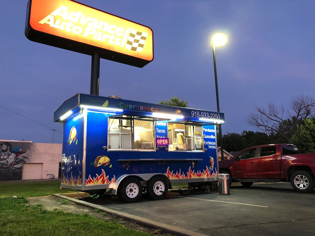 Taqueria Cuernavaca | restaurant | 2416 E 11th St, Tulsa, OK 74104, USA | 9189332250 OR +1 918-933-2250