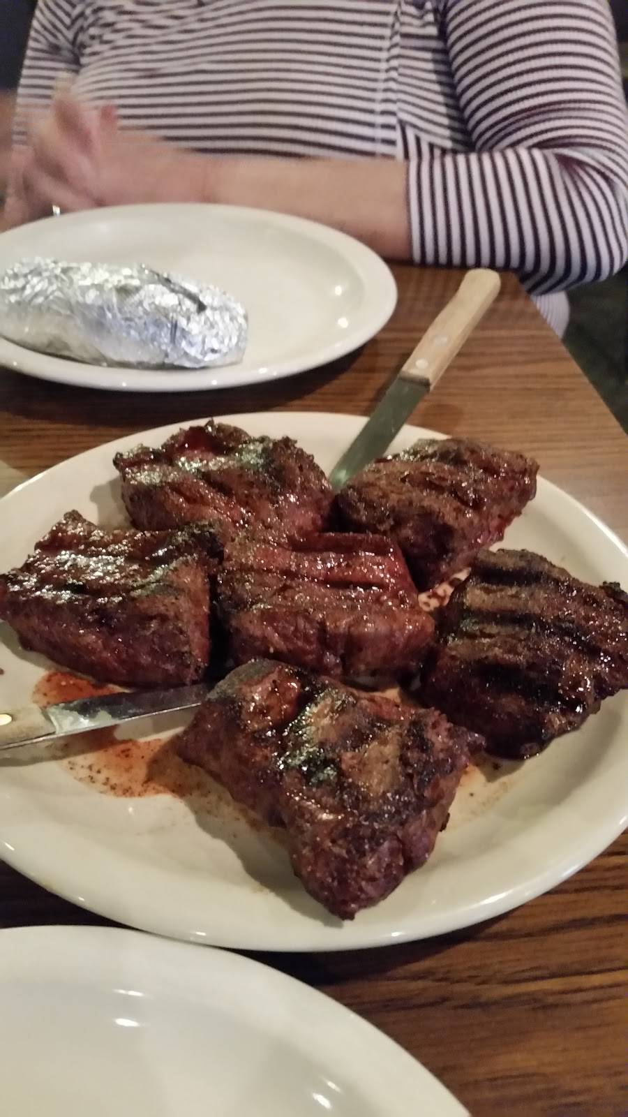 Dicks Steak House Inc | restaurant | 206 Broad St, Kalida, OH 45853, USA | 4195323029 OR +1 419-532-3029