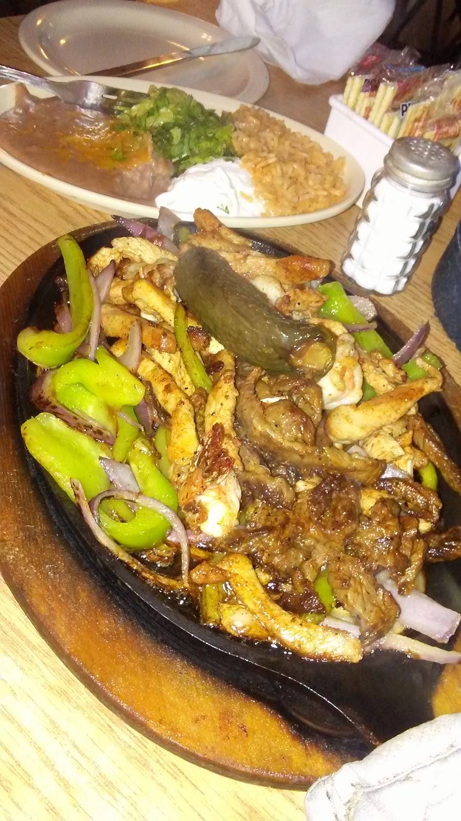 La Jaivita Bar & Grill | restaurant | 9508 Overlake Dr, Dallas, TX 75220, USA | 2143523444 OR +1 214-352-3444