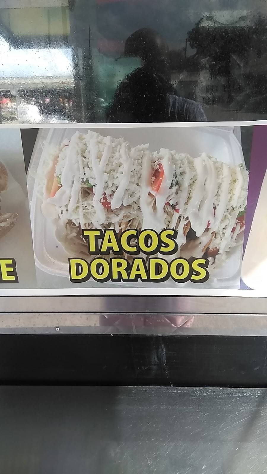 Taqueria La Guadalupana | restaurant | 715 W Mt Houston Rd, Houston, TX 77038, USA | 8323879410 OR +1 832-387-9410