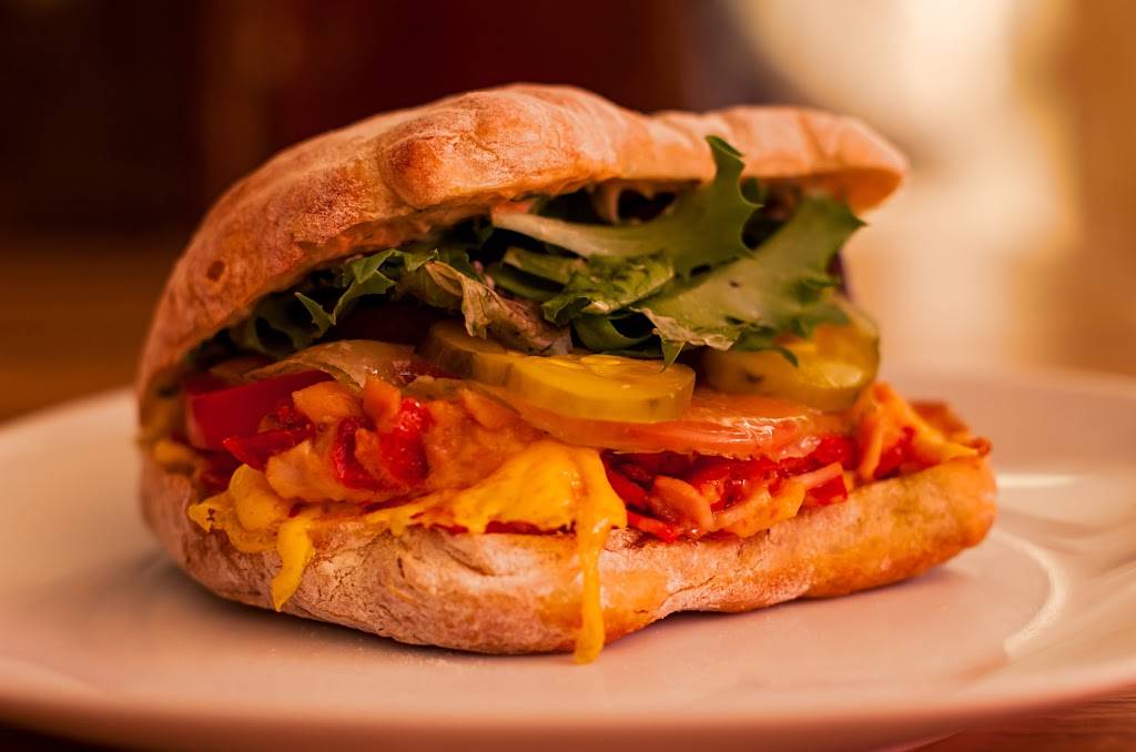 Strada Eateria & Coffee | restaurant | 119 E 5th St, Los Angeles, CA 90013, USA | 2138224558 OR +1 213-822-4558