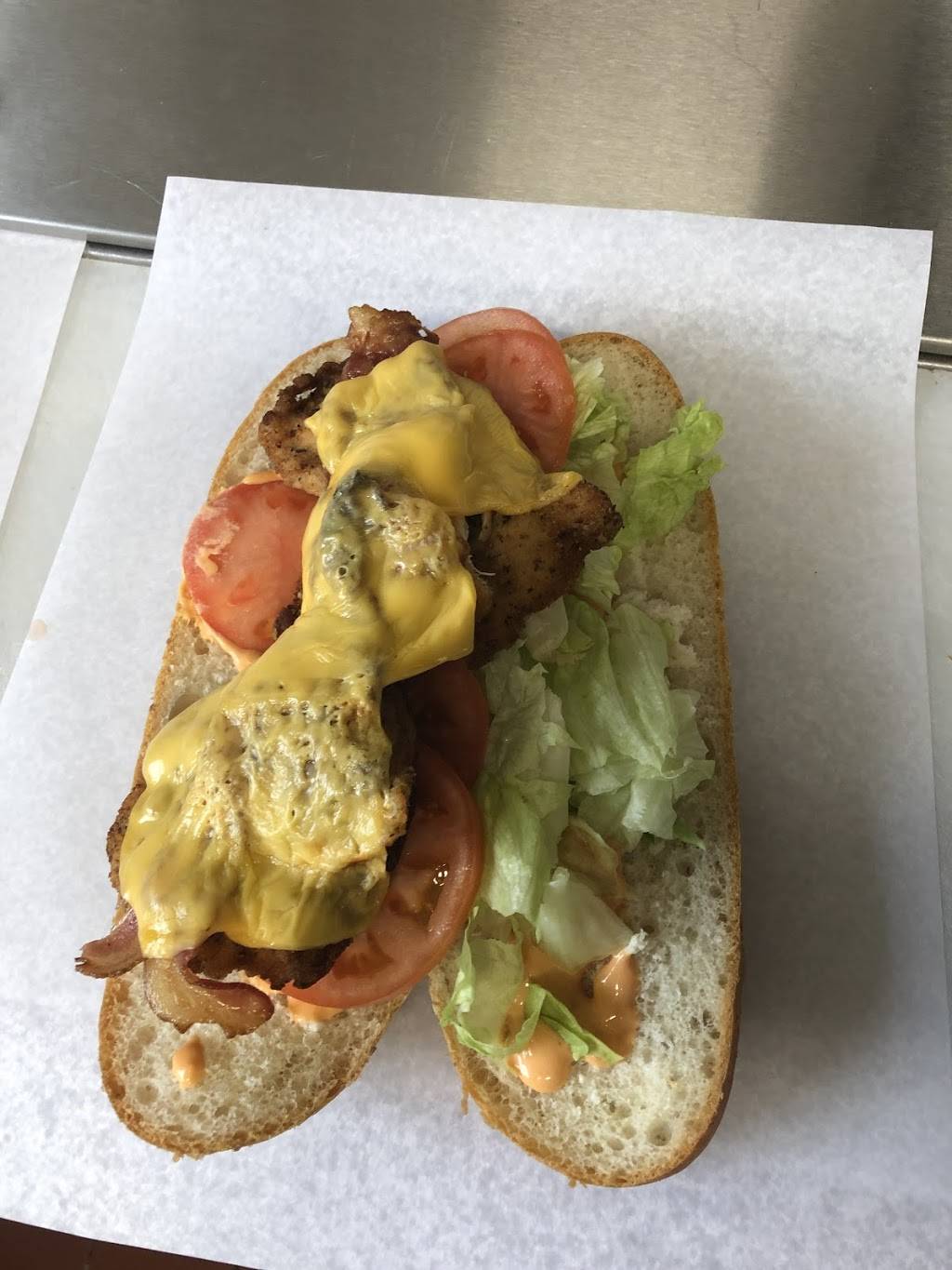 Bergen Deli | restaurant | 605 Bergen Ave, West Babylon, NY 11704, USA | 6315397373 OR +1 631-539-7373