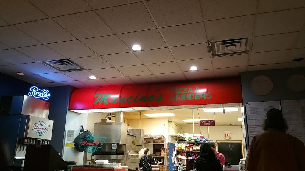 Mancinos Pizza & Grinders | restaurant | 707 N Mitchell St, Cadillac, MI 49601, USA | 2317756558 OR +1 231-775-6558