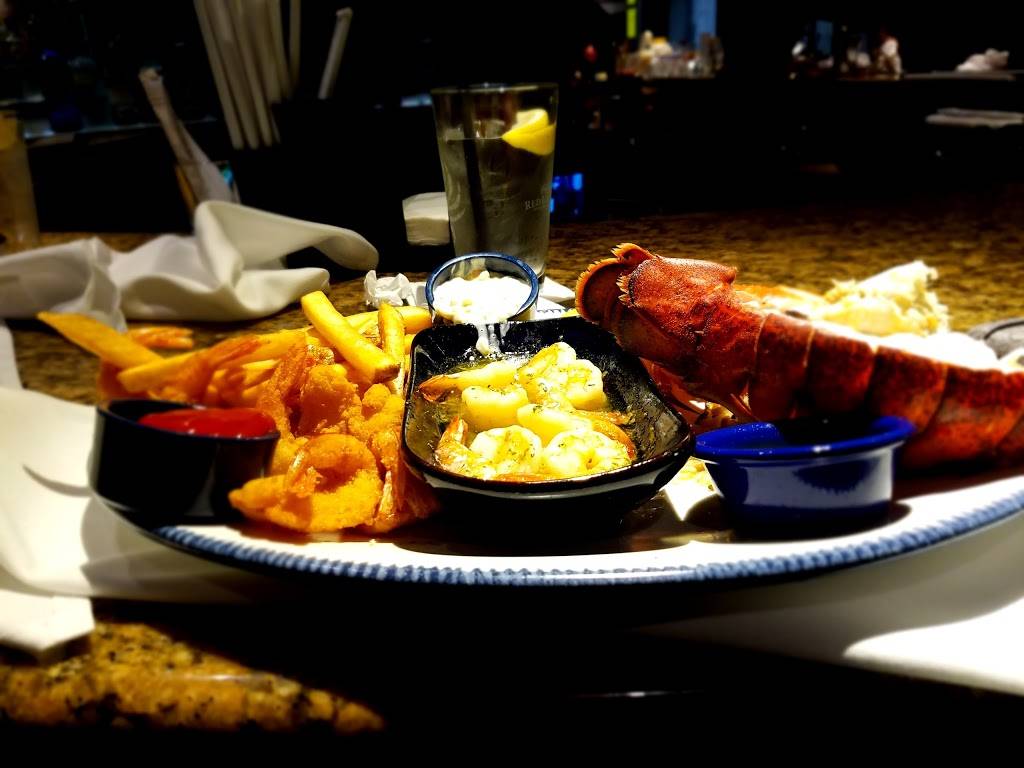 Red Lobster | restaurant | 455 Gateway Dr, Brooklyn, NY 11239, USA | 7189642057 OR +1 718-964-2057