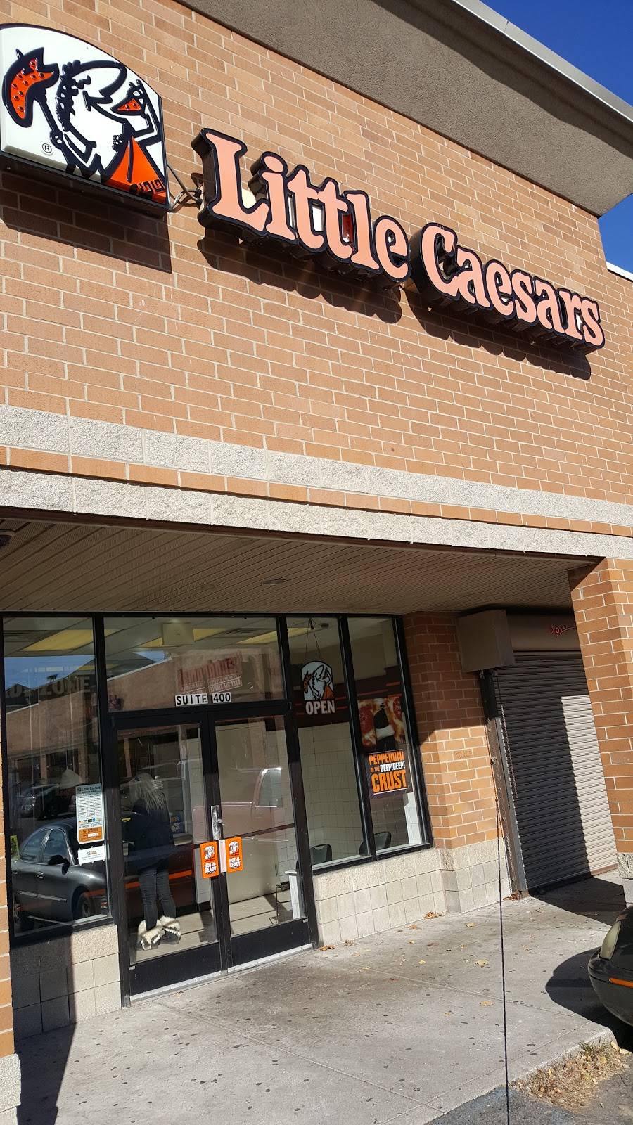 Little Caesars Pizza | meal takeaway | 500 Mt Elliott St, Detroit, MI 48207, USA | 3135688890 OR +1 313-568-8890
