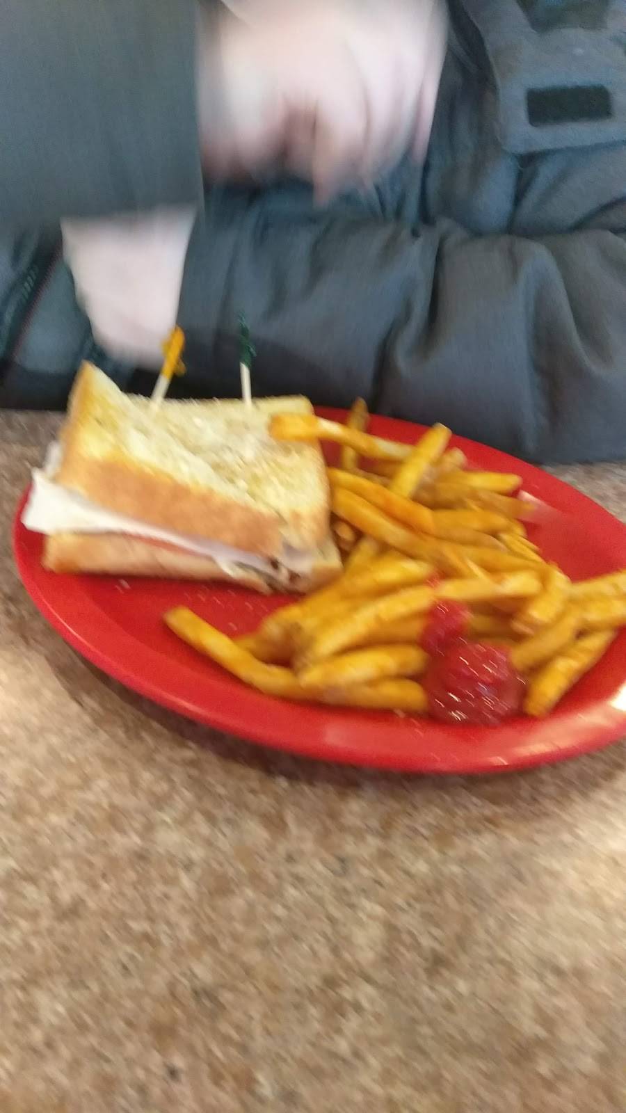 Annes Diner | restaurant | 2842 Pine Grove Ave, Port Huron, MI 48060, USA | 8109857333 OR +1 810-985-7333