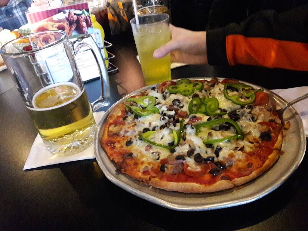 Kellys 19th Hole | restaurant | 8432 Noble Ave N, Brooklyn Park, MN 55443, USA | 7634246110 OR +1 763-424-6110