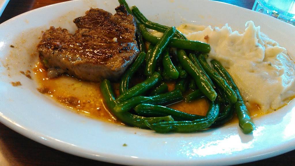 Ruby Tuesday | restaurant | 13095 Cortez Blvd, Spring Hill, FL 34613, USA | 3525924435 OR +1 352-592-4435