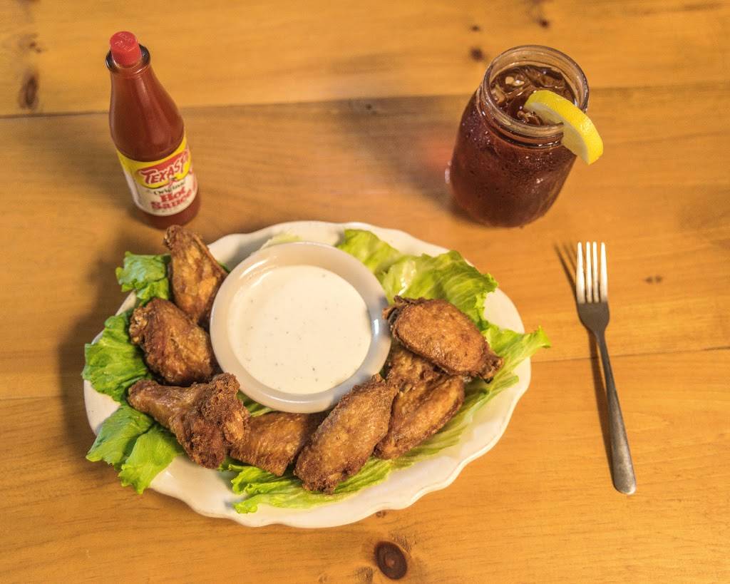 Marks Seafood n Steak House | restaurant | 1328 S Madison St, Whiteville, NC 28472, USA | 9106419000 OR +1 910-641-9000