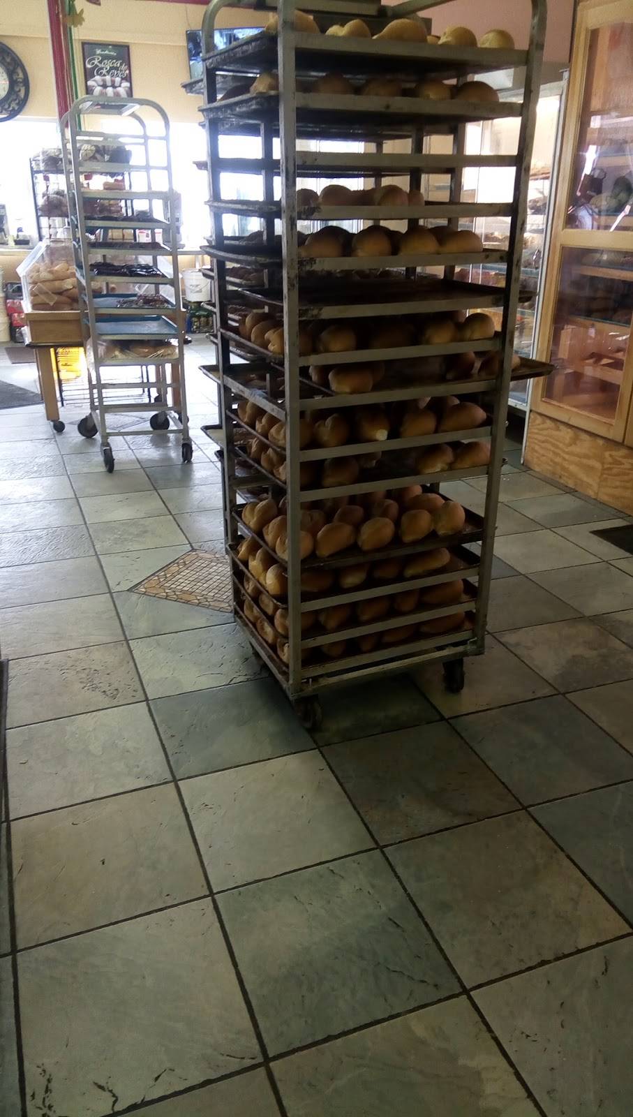 La Paloma De Michoacan | restaurant | 204 W 15th St, Chicago Heights, IL 60411, USA | 7087551705 OR +1 708-755-1705