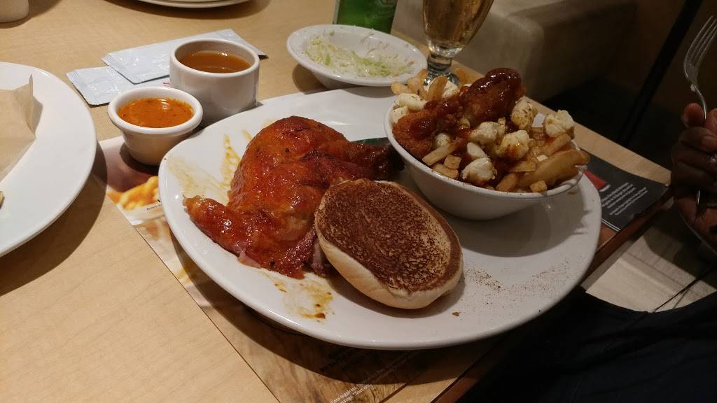 Rôtisserie St-Hubert | restaurant | 665 32e Avenue, Lachine, QC H8T 3G6, Canada | 5143855555 OR +1 514-385-5555