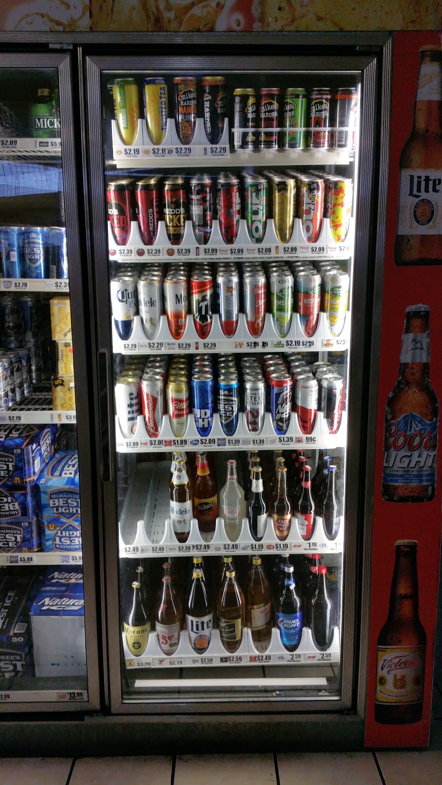 Santa Fe Grocery & Liquor | restaurant | 516 High St, Racine, WI 53402, USA | 2626321331 OR +1 262-632-1331