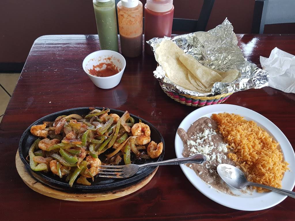 Chapala Restaurant | restaurant | 15891 E Foothill Blvd, Fontana, CA 92335, USA | 9095742601 OR +1 909-574-2601