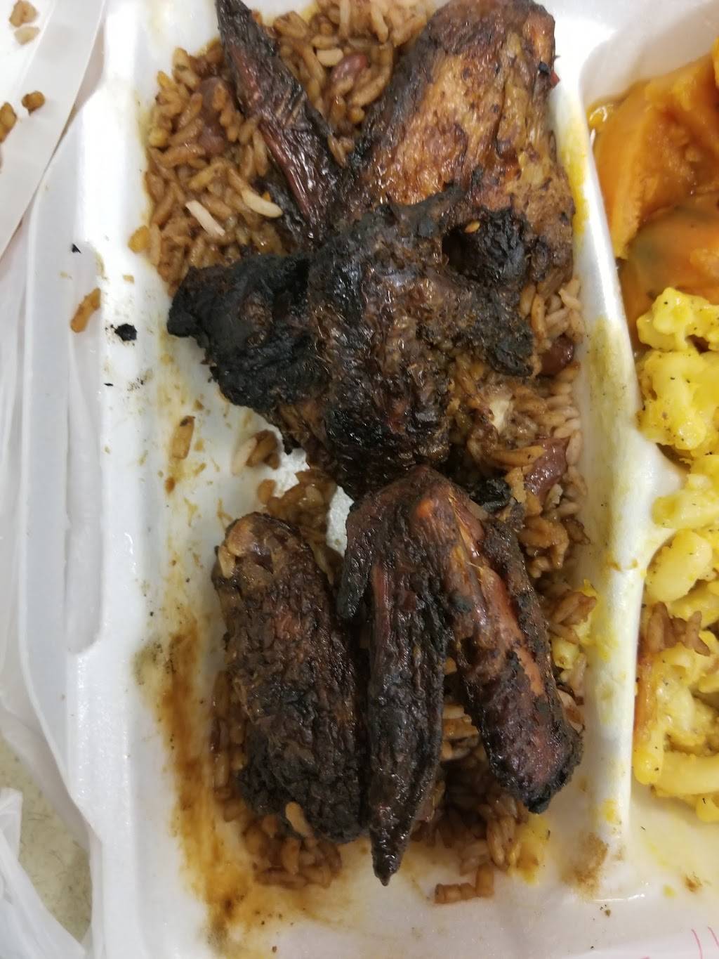 Royal Caribbean Jerk | restaurant | 2134 E 71st St, Chicago, IL 60649, USA | 7733636855 OR +1 773-363-6855