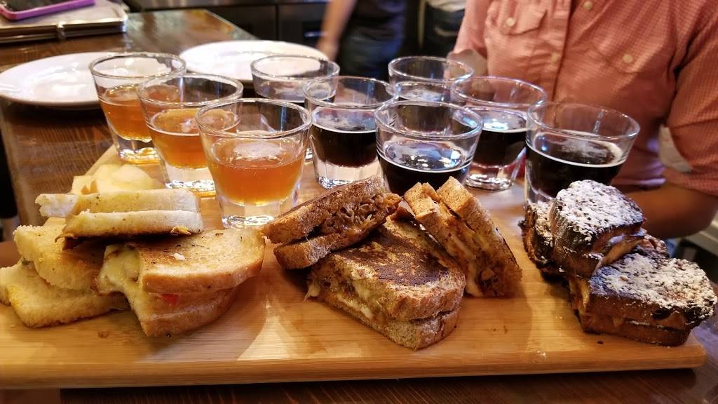 La Femme du Fromage | restaurant | 3201 Corrine Dr #106, Orlando, FL 32803, USA | 4075719947 OR +1 407-571-9947