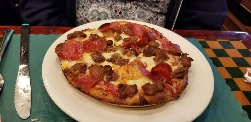 Angies | restaurant | 4th St NW, Barberton, OH 44203, USA | 3307456056 OR +1 330-745-6056