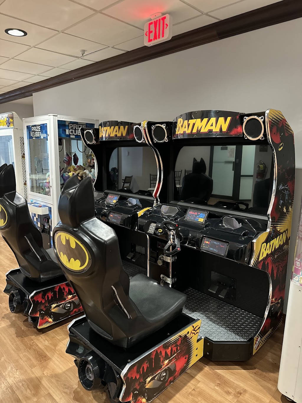 Broadway Grill & Games | restaurant | 301 Broadway, Lorain, OH 44052, USA | 4406709320 OR +1 440-670-9320