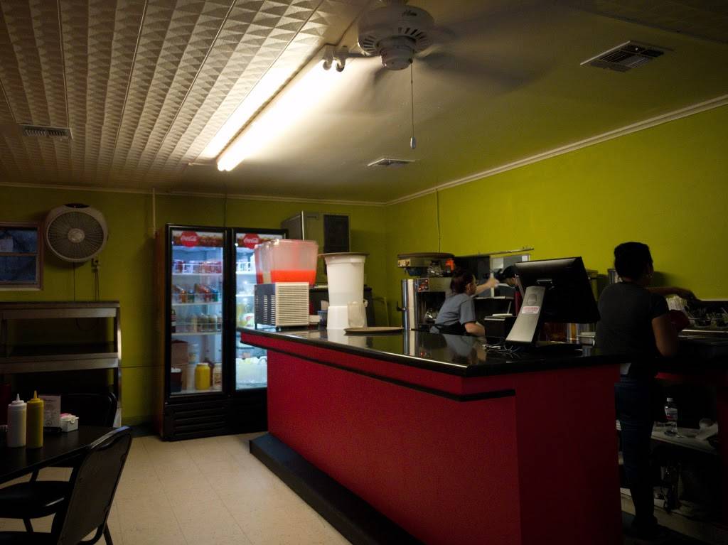 Burger Lab | restaurant | 9756 Southton Rd, San Antonio, TX 78223, USA | 2109982479 OR +1 210-998-2479