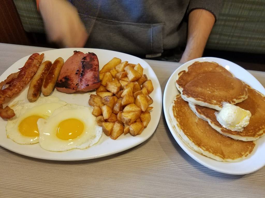 Perkins Restaurant & Bakery | restaurant | 250 Noble Creek Dr, Noblesville, IN 46060, USA | 3177762800 OR +1 317-776-2800