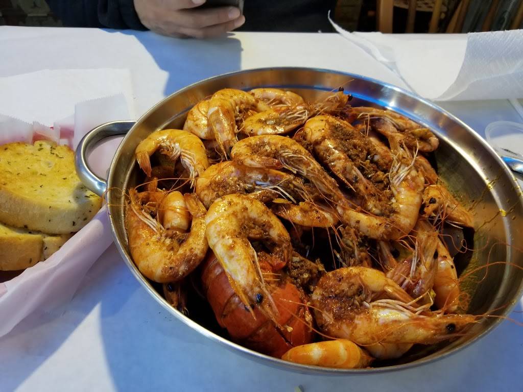 The Cajun Crab | restaurant | 3253 E South St j101, Long Beach, CA 90805, USA | 5626340451 OR +1 562-634-0451