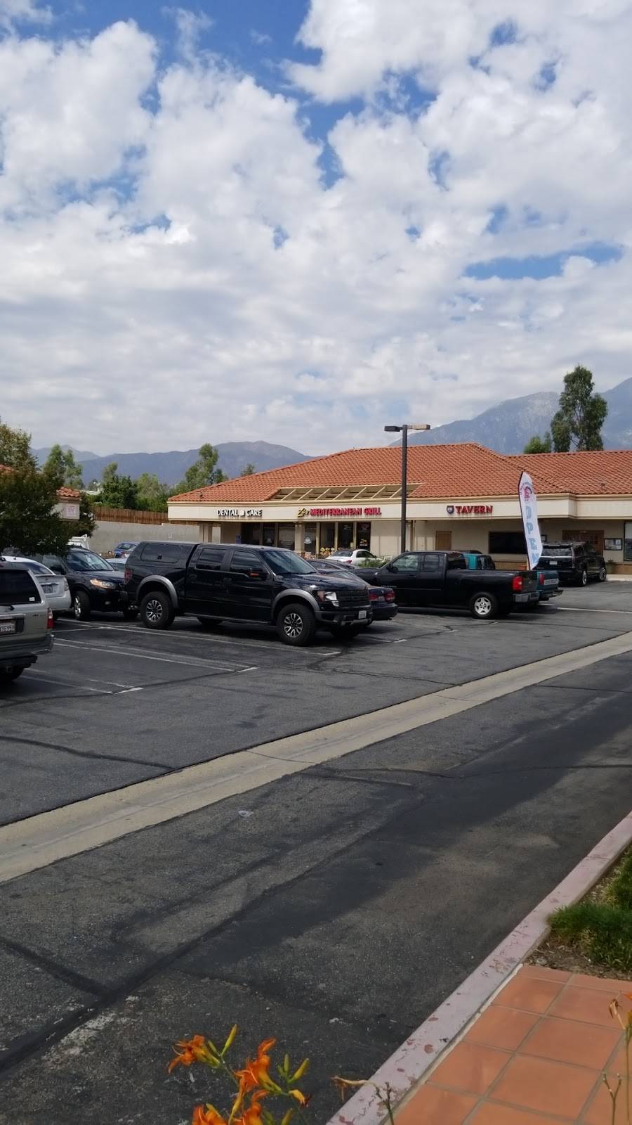 Zaky Mediterranean Grill | restaurant | 6622 Carnelian St, Alta Loma, CA 91701, USA | 9094814086 OR +1 909-481-4086