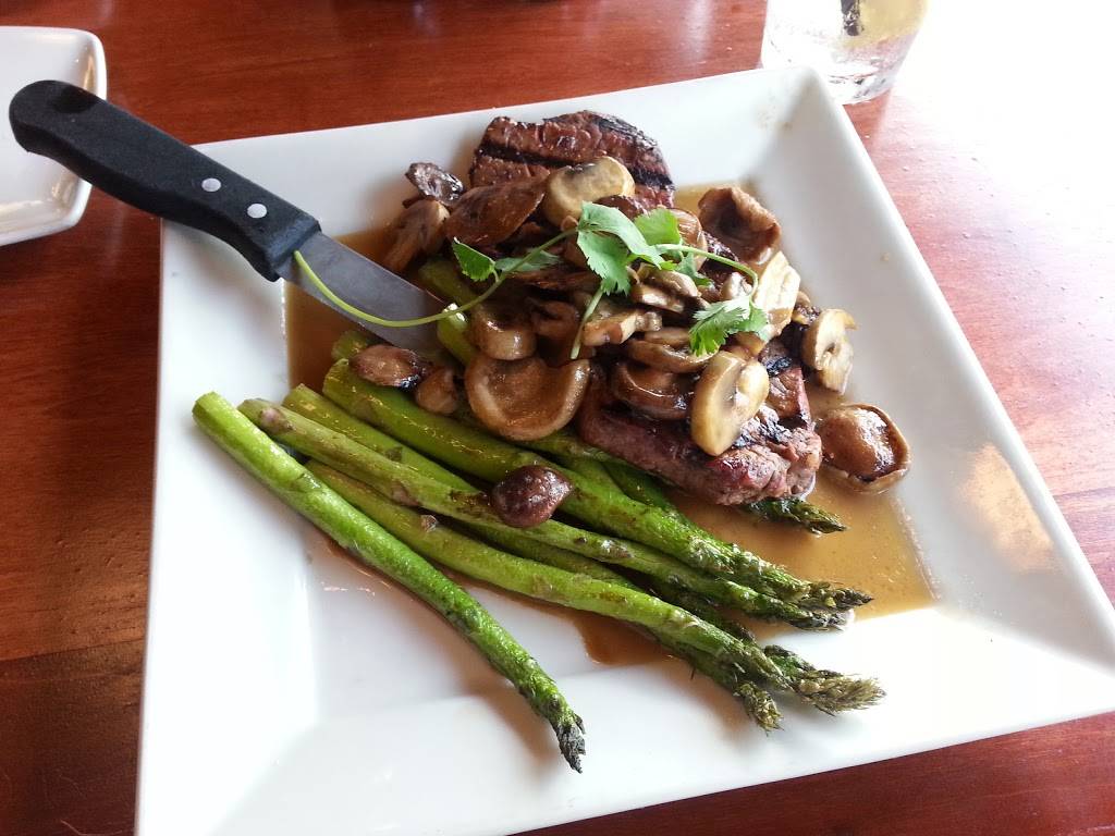 Stir Crazy Fresh Asian Grill | restaurant | 15795 W Bluemound Rd, Brookfield, WI 53005, USA | 2627863100 OR +1 262-786-3100