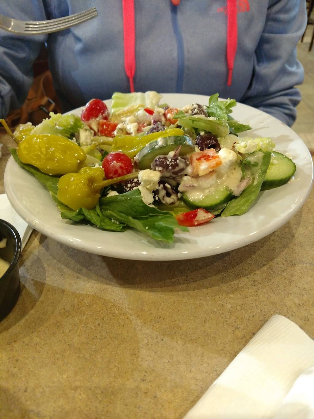 Champps Americana | restaurant | North Terminal, across from Gates D6/D8, W G Rogell Dr, Detroit, MI 48242, USA | 7342471107 OR +1 734-247-1107