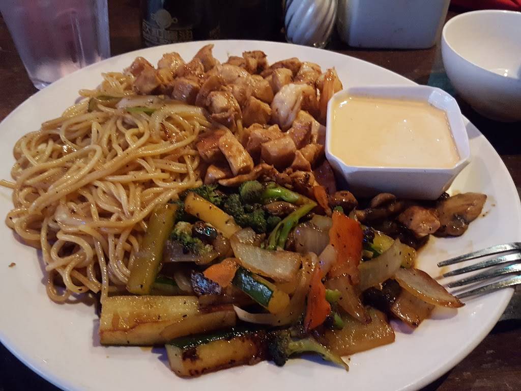 Fuji Japanese Steakhouse | restaurant | 1321 W Walnut Ave, Dalton, GA 30720, USA | 7062811889 OR +1 706-281-1889