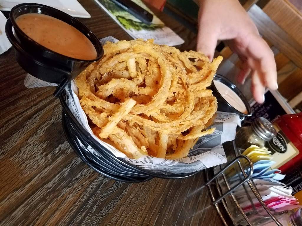 Warehouse Restaurants | restaurant | 400 N Whitewoman St, Coshocton, OH 43812, USA | 7406224001 OR +1 740-622-4001