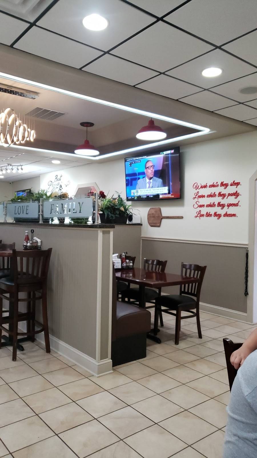 Anthonys Pizza | restaurant | 2644 Valley Ave, Winchester, VA 22601, USA | 5406675660 OR +1 540-667-5660