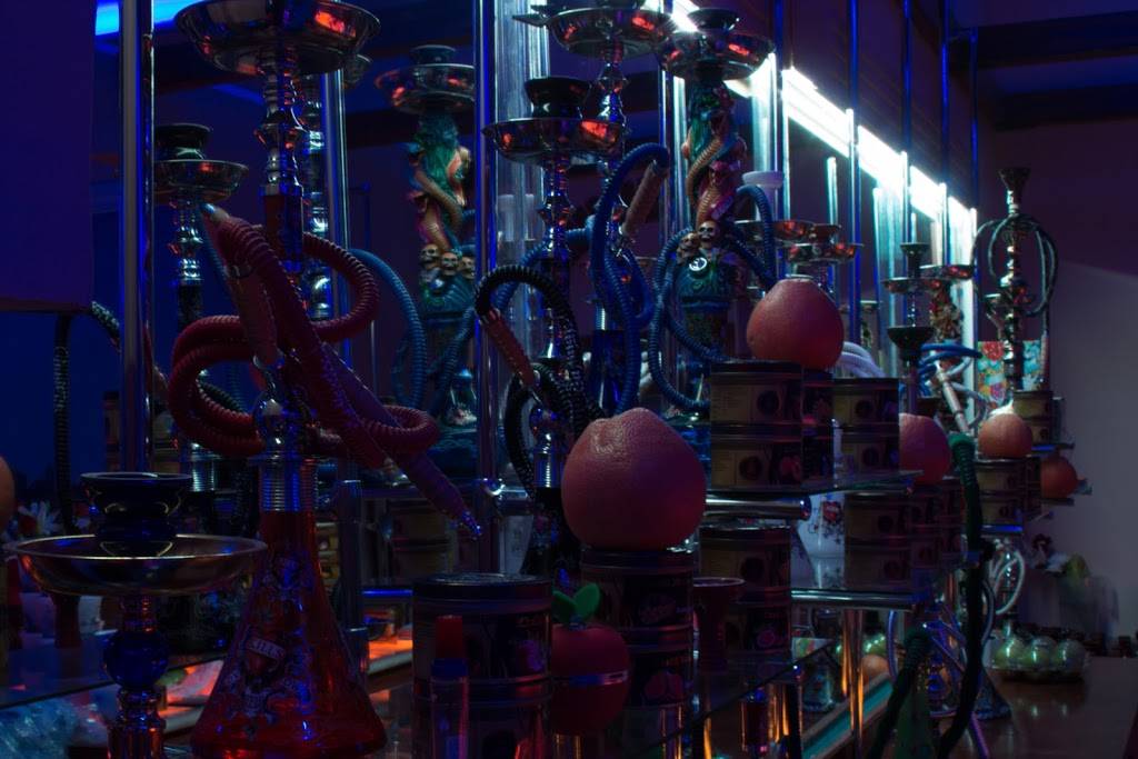 The Vault Anaheim | restaurant | 2951 W Ball Rd, Anaheim, CA 92804, USA | 7142521111 OR +1 714-252-1111