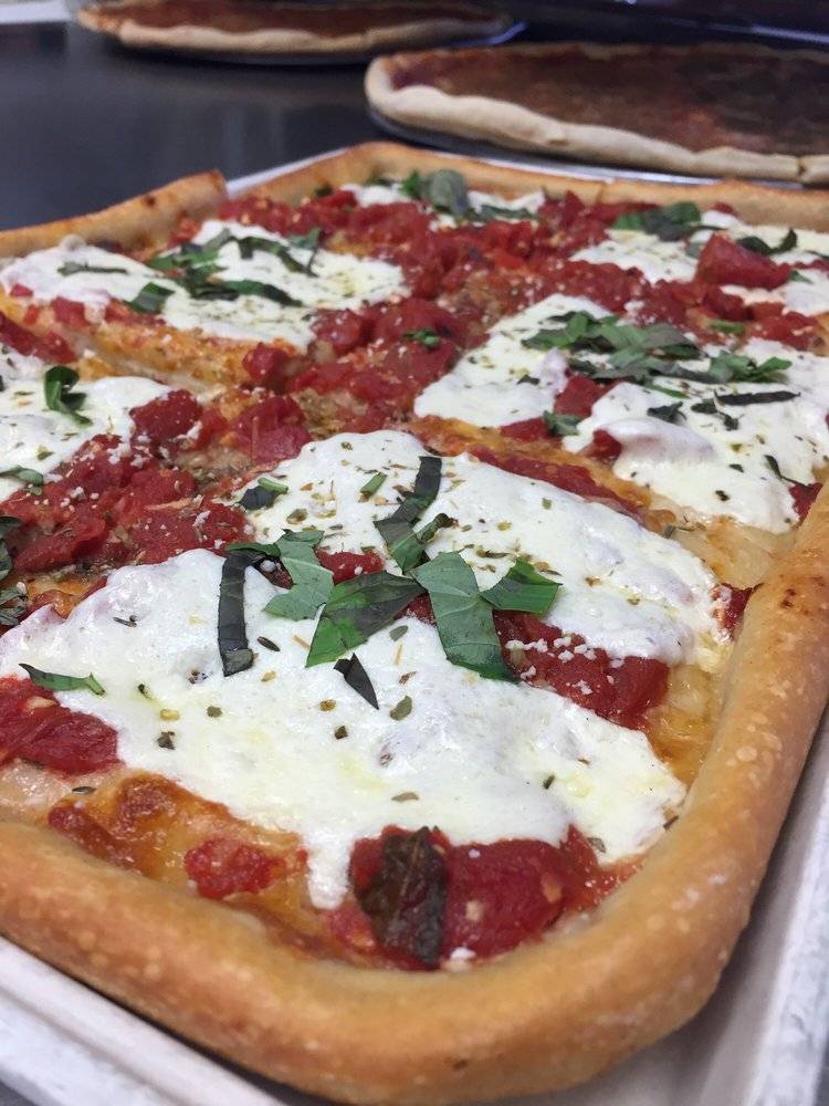 Planet Pizza | restaurant | 71 Newtown Rd, Danbury, CT 06810, USA | 2037437787 OR +1 203-743-7787