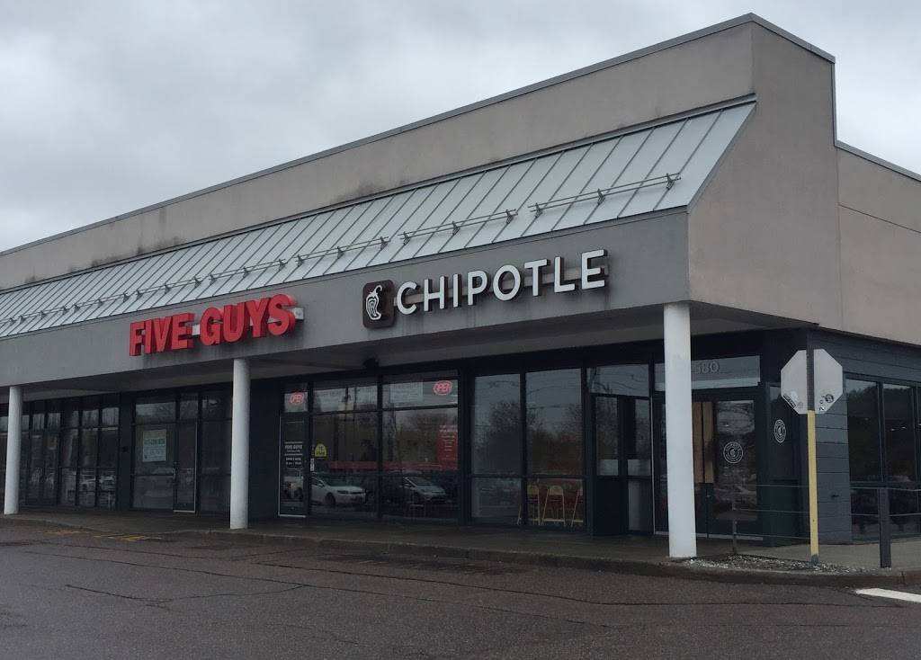 Chipotle Mexican Grill | restaurant | 580 Shelburne Rd Ste 14B, Burlington, VT 05401, USA | 8028593301 OR +1 802-859-3301
