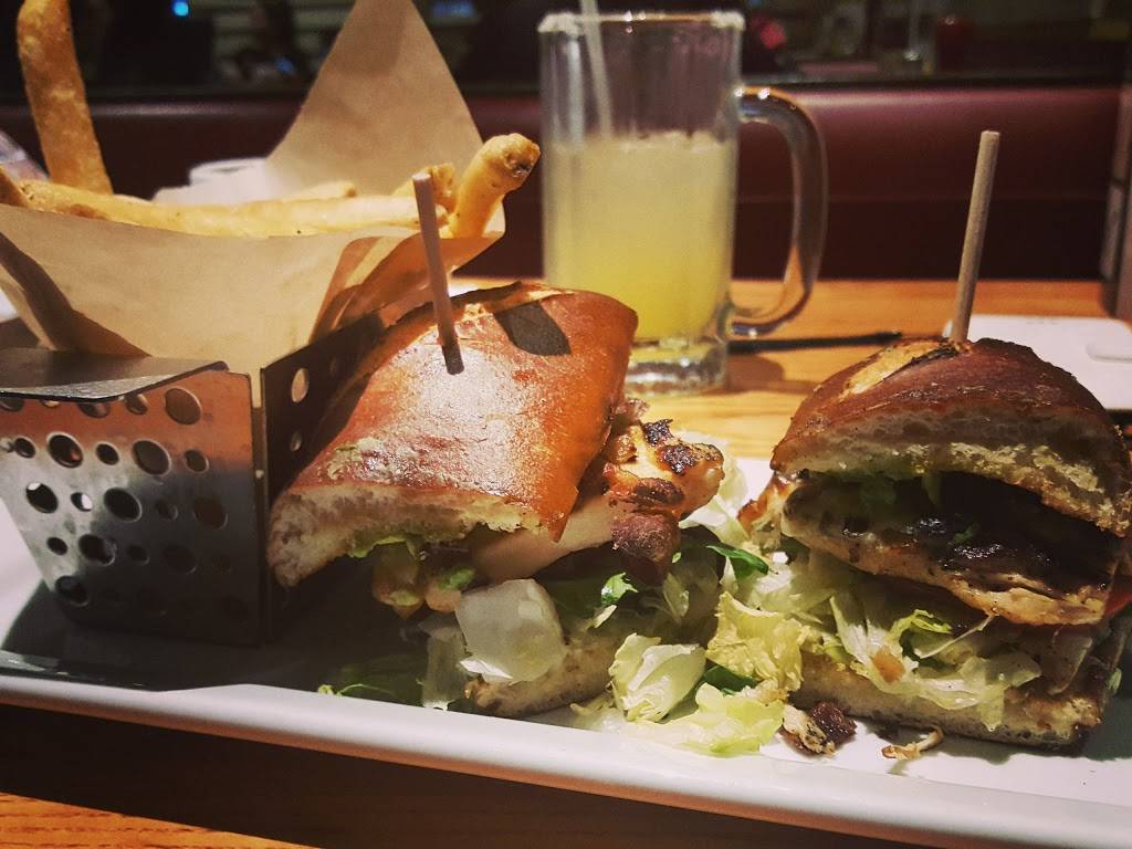 Chilis Grill & Bar | meal takeaway | 1411 W Katella Ave, Orange, CA 92867, USA | 7147714071 OR +1 714-771-4071