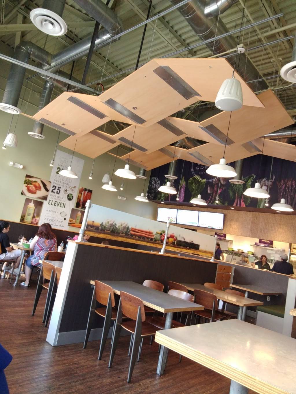 MAD Greens - Tempe Marketplace | restaurant | 2000 E Rio Salado Pkwy Suite 1215, Tempe, AZ 85281, USA | 6022833901 OR +1 602-283-3901