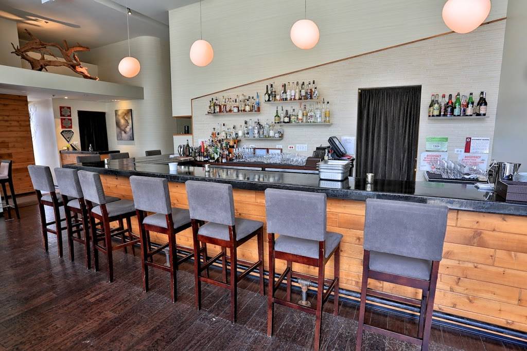 Acadia | restaurant | 1639 S Wabash Ave, Chicago, IL 60616, USA | 3123609500 OR +1 312-360-9500