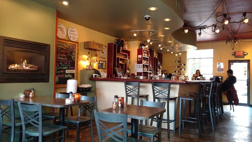 Amicis Pizza & Living Room | restaurant | 3249 Twelve Mile Rd, Berkley, MI 48072, USA | 2485444100 OR +1 248-544-4100