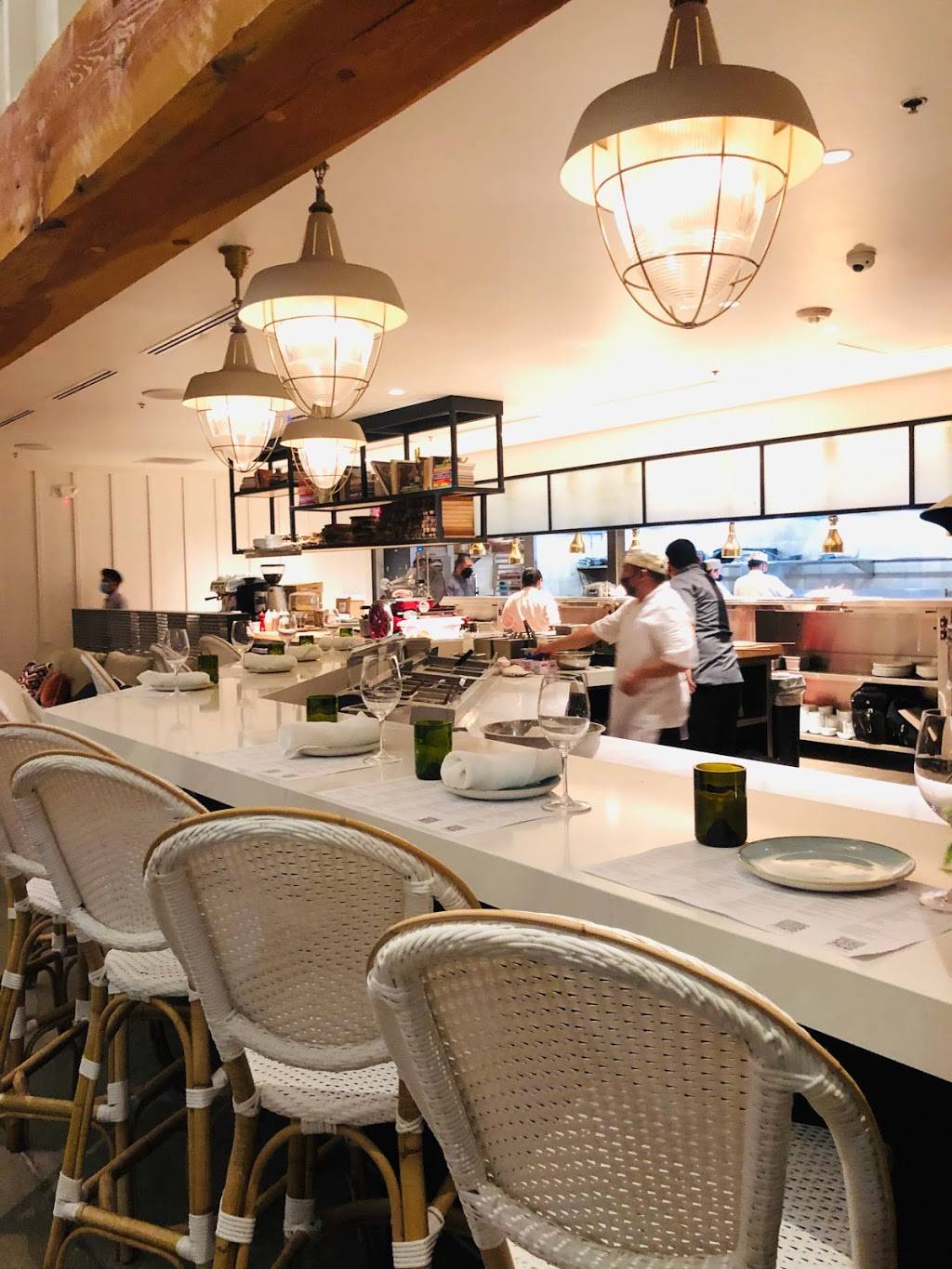 Sixty Vines | restaurant | 2540 University Blvd, Houston, TX 77005, USA | 2818008808 OR +1 281-800-8808