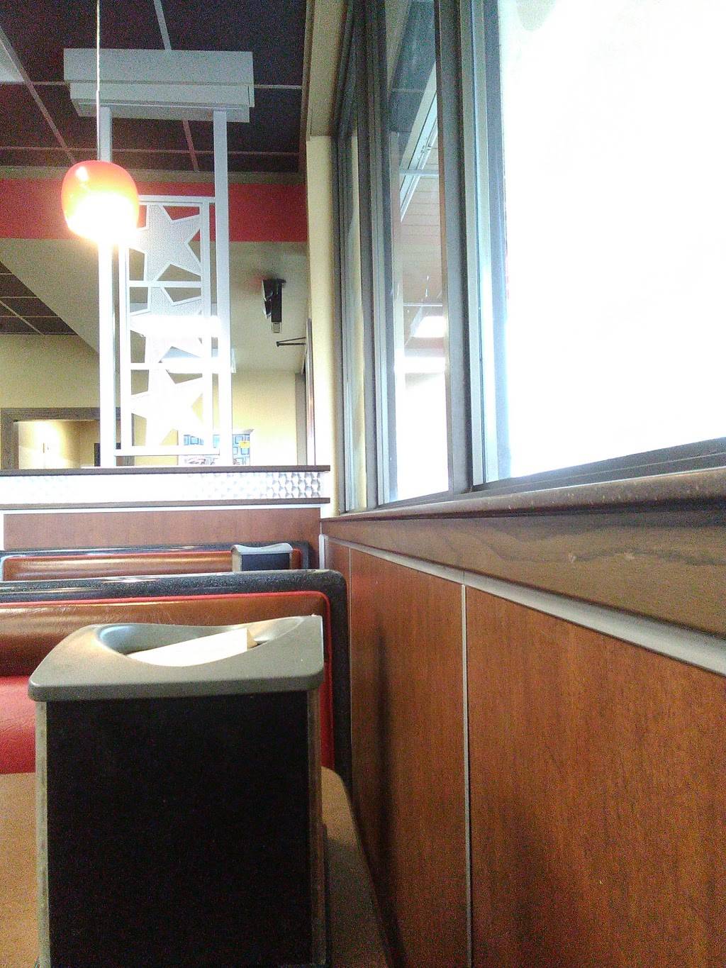 Hardees | restaurant | 521 Salem St, Lexington, NC 27292, USA | 3362431091 OR +1 336-243-1091