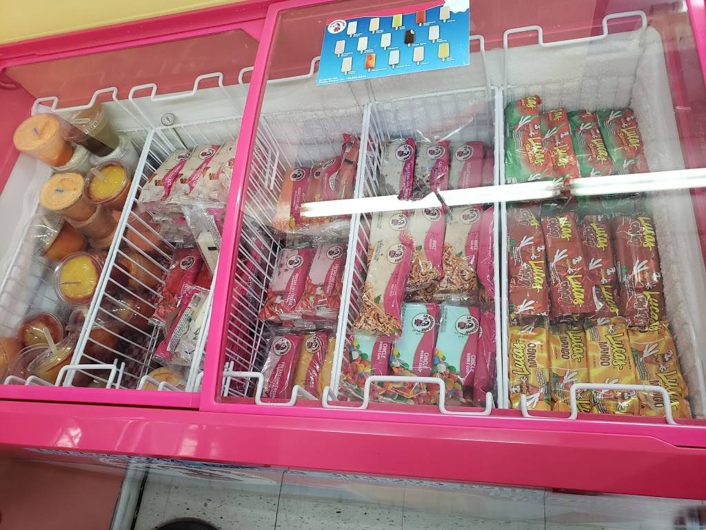 Las Fresas | restaurant | 9698 E Montview Blvd, Aurora, CO 80010, USA | 3039549172 OR +1 303-954-9172