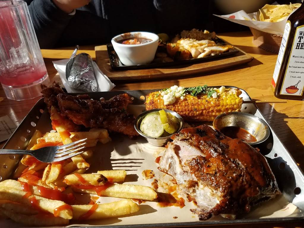 Chilis Grill & Bar | restaurant | 2200 Emporium Dr, Jackson, TN 38305, USA | 7316604440 OR +1 731-660-4440