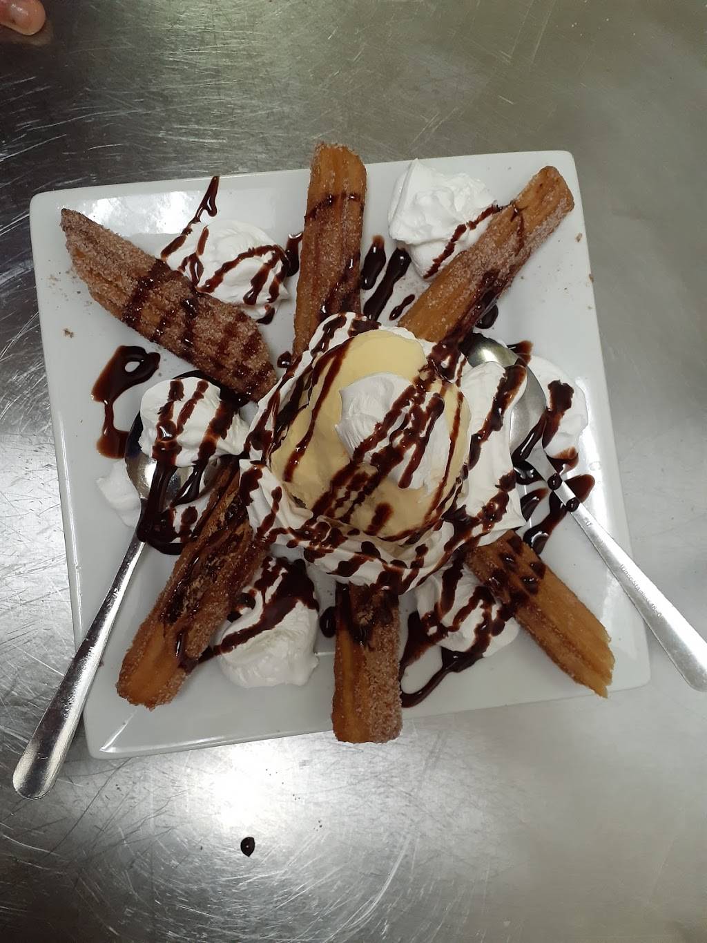 Mexi-wing IX | restaurant | 6925 Shallowford Rd, Chattanooga, TN 37421, USA | 4234683366 OR +1 423-468-3366