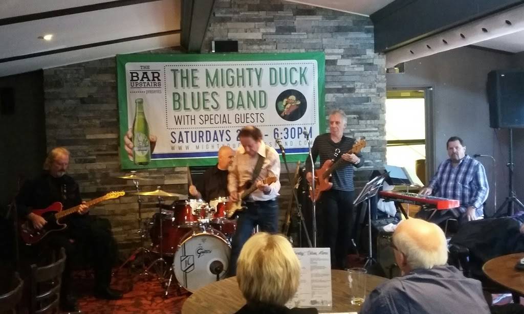 Ballhockey.com Athletic Centre | restaurant | 16 Melbourne Ave, St. Catharines, ON L2P 3J8, Canada | 9056847688 OR +1 905-684-7688