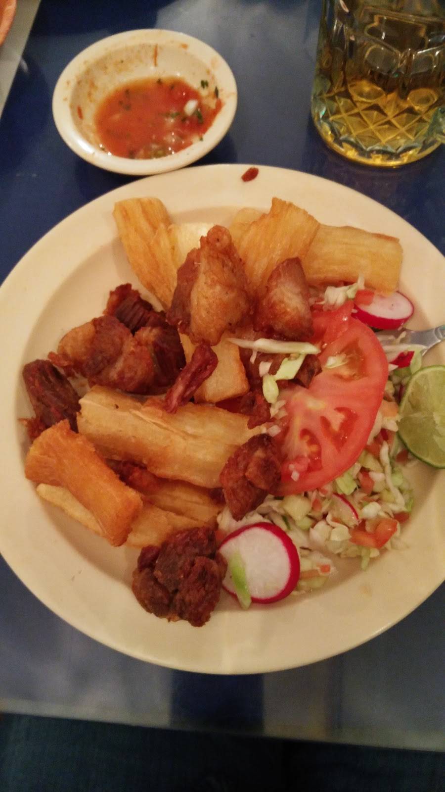 Gracielas Restaurant | restaurant | 2553 Pico Blvd, Los Angeles, CA 90006, USA | 2133834828 OR +1 213-383-4828