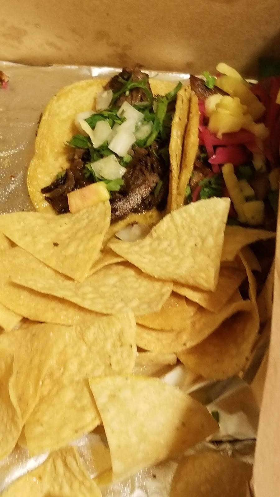 La Esquina Mexican Grill | restaurant | 8905 Venice Blvd, Los Angeles, CA 90034, USA | 4242586396 OR +1 424-258-6396