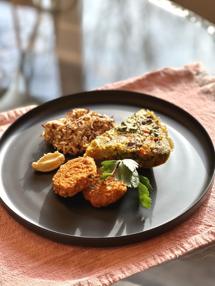 Essential Kitchen & Essential Kitchen Cafe | restaurant | 1405 Hunt Club Rd, Gurnee, IL 60031, USA | 2248481999 OR +1 224-848-1999