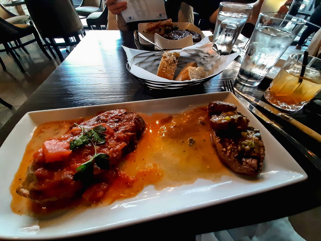 La Parra Restaurant & Bar | restaurant | 6710 Cermak Rd, Berwyn, IL 60402, USA | 7083175339 OR +1 708-317-5339