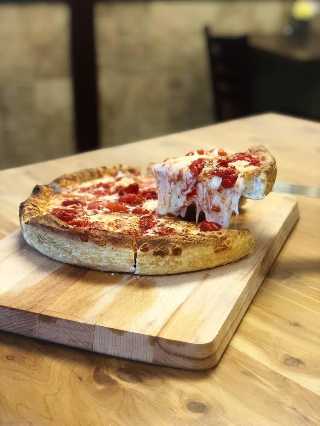 4 Corners Pizza | restaurant | 1140 Beacon St, Newton, MA 02461, USA | 6173323222 OR +1 617-332-3222